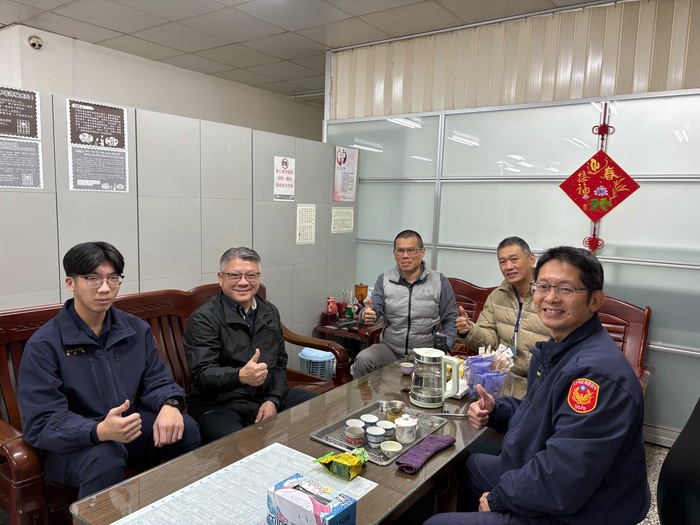 保安警察科王主任旭昇赴各縣市警察局訪視專43期實習生並進行意見交流圖片