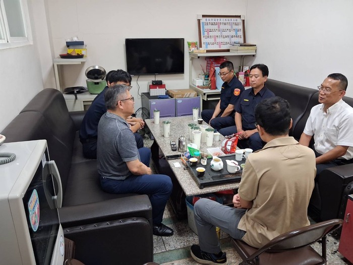 保安警察科王主任旭昇赴台南市警察局訪視專44期實習生並進行意見交流圖片