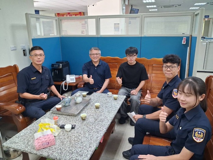 保安警察科王主任旭昇赴台南市警察局訪視專44期實習生並進行意見交流圖片